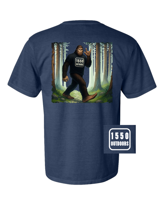 1550 Bigfoot Pocket Tee