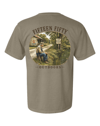 Sittin' & Fishin' Pocket Tee
