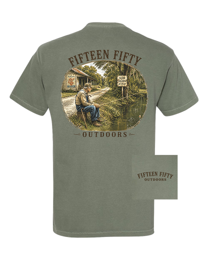 Sittin' & Fishin' Pocket Tee